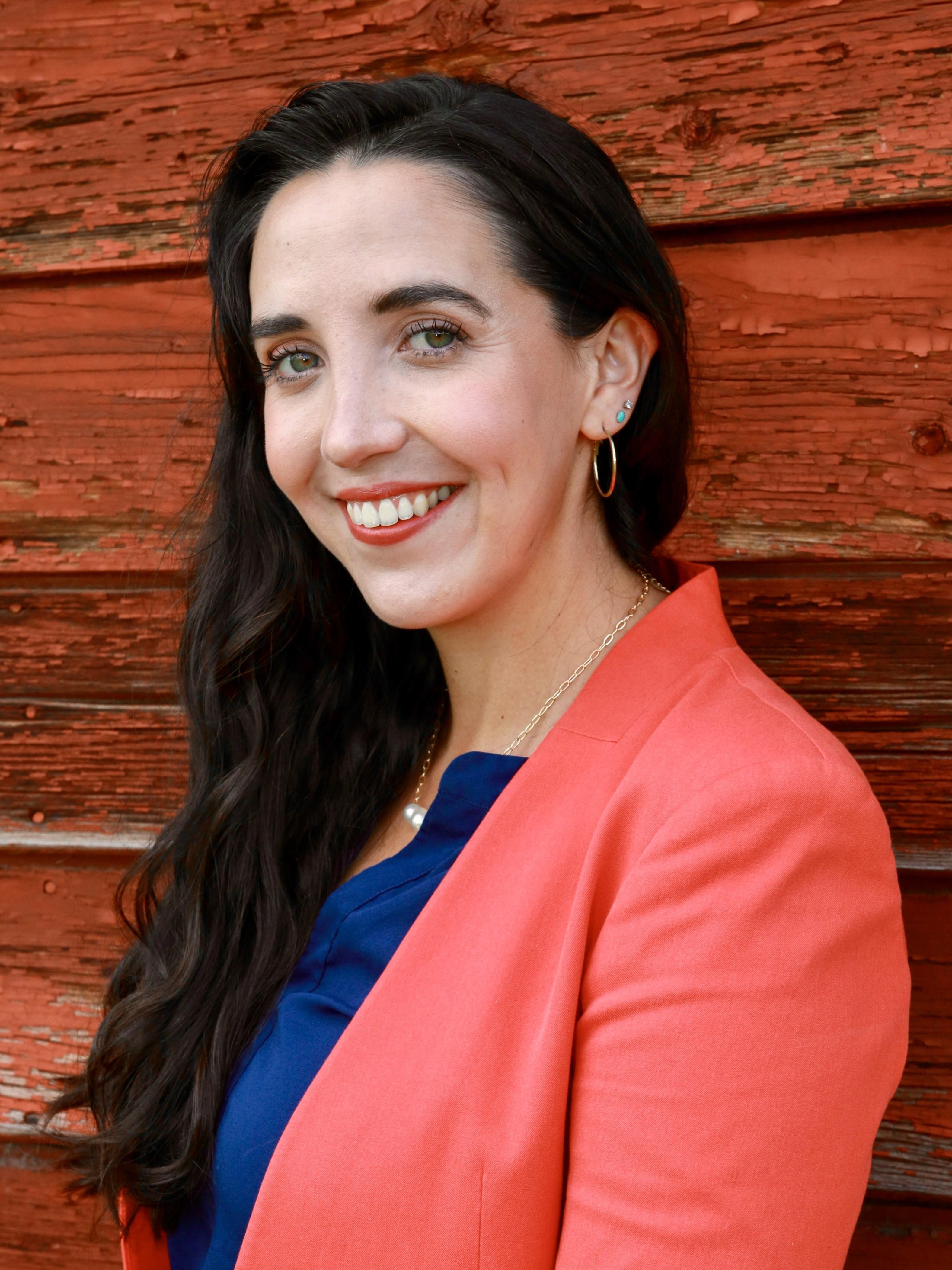 Portrait of Evanne Caviness